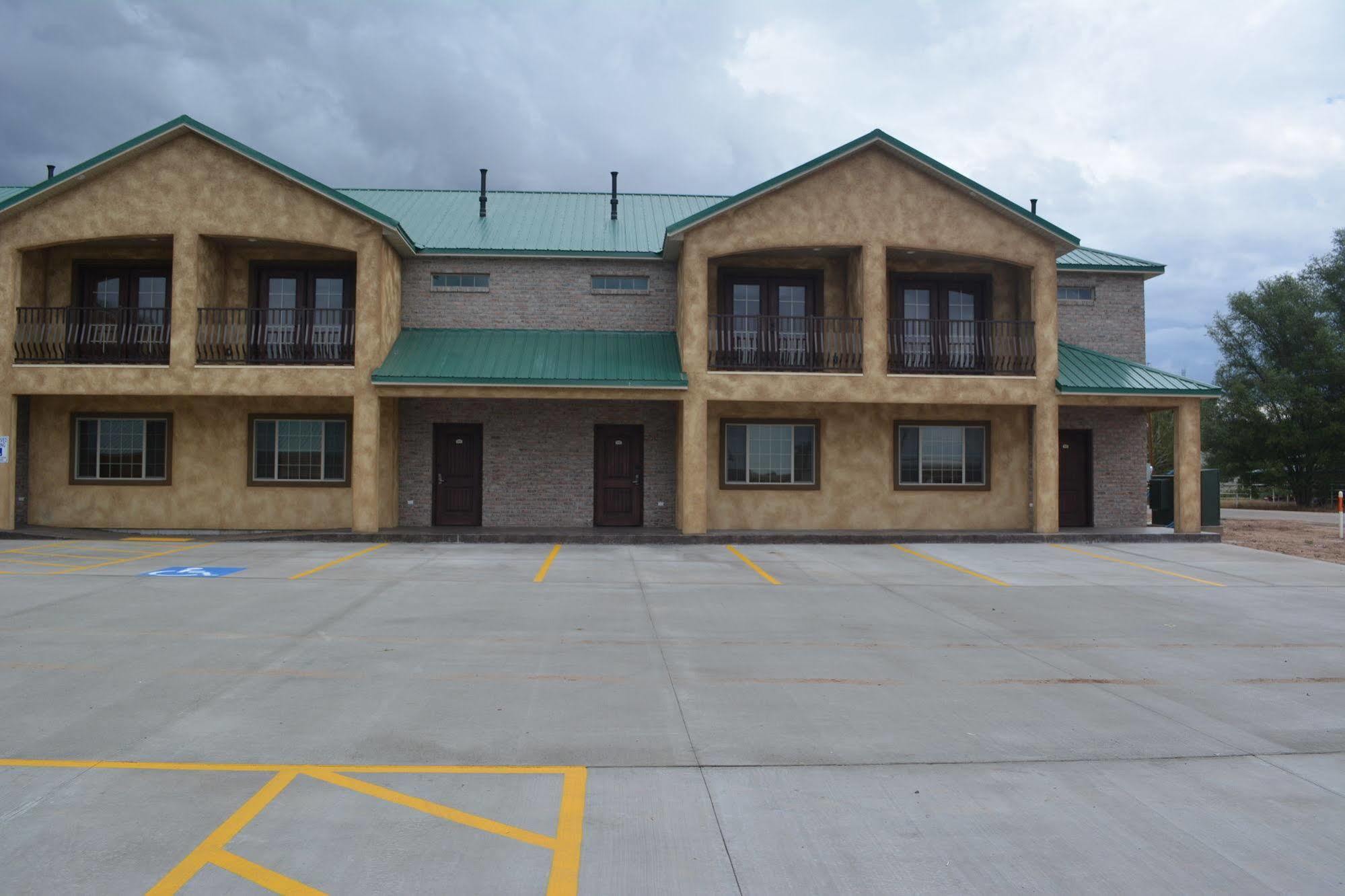 Cb&M Executive Suites Roosevelt Exterior foto