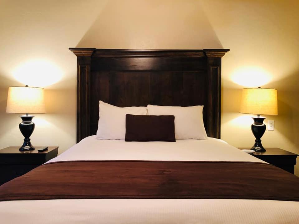 Cb&M Executive Suites Roosevelt Exterior foto